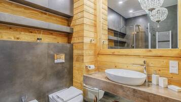 Apartment | 1 bilik tidur, ruang kerja komputer riba, seterika/papan seterika