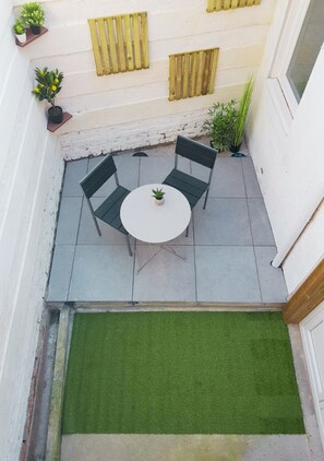 Terrace/patio - Le Chat D'or Wifi Haut-débit Terrasse (Amiens)