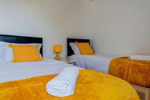 Casa | 3 quartos, ferros/tábuas de passar roupa, Wi-Fi de cortesia