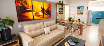 Apartamento 2 suítes lindo e vista mar