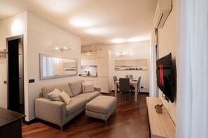 Living area - Brera-Centro, Stylish and Central New Apartment (Milano)