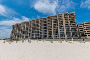 Exterior - Perfect location at Phoenix X next door to FloraBama (Orange Beach)