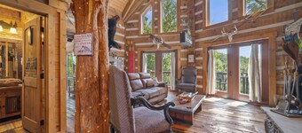 Mountain Log Cabin-Private Dock-Fire-Pit-Amazing View-Hot Tub-Game Room-Sauna!