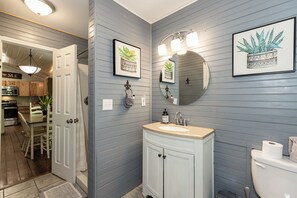 Unclassified image, 3 of 34, button - Laurel Creek Cottage - Powder Horn Mountain,VIEW (Watauga County)