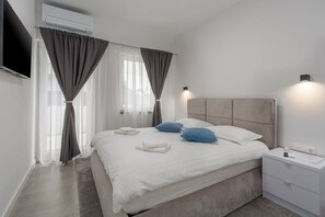 4 Schlafzimmer, Bügeleisen/Bügelbrett, WLAN, Bettwäsche