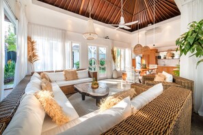 Toys - Villa Moana Canggu by Villa Finder (Canggu)