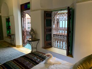 Iskander | Iron/ironing board, free WiFi - RIAD MALIDA  (Marrakech)