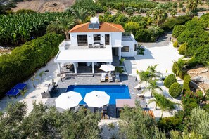 Exterior - Cocoon Ocean Luxury Villa by Nomads (Peyia)