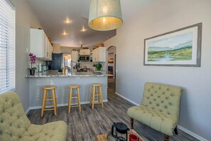 テレビ、書斎 / ワークスペース