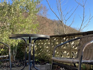 Property grounds - Stay in a grand old house, close to Hebden Bridge with parking & pet friendly. (Hebden Bridge)