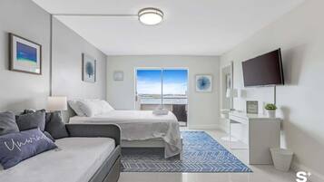 Fer et planche Ă repasser, lit parapluie, Wi-Fi, draps fournis