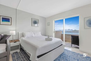 Iron/ironing board, travel cot, WiFi, bed sheets