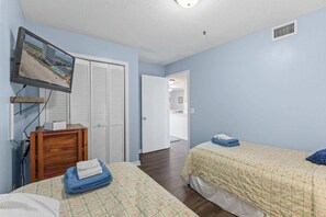 2 bedrooms, WiFi, bed sheets