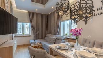 Apartment | 1 bedroom, desk, laptop workspace, iron/ironing board