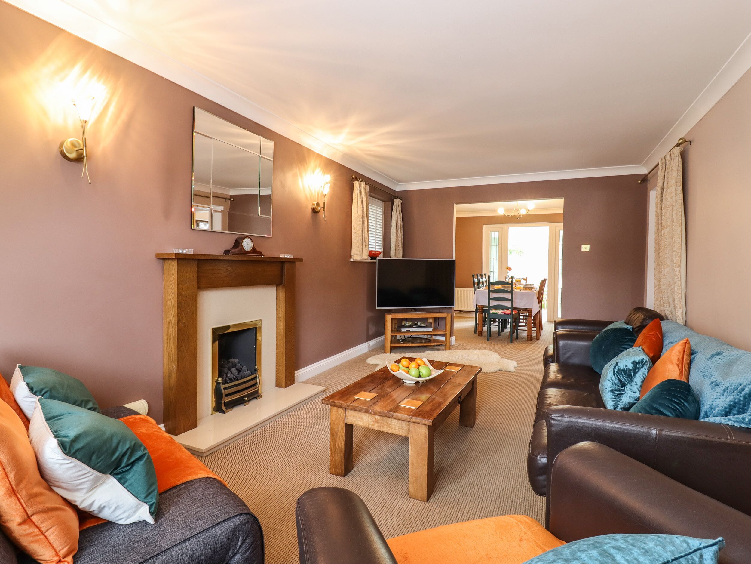 23 Brandeston Close, Family Friendly In Great Waldingfield - Suffolk