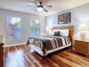 4 bedrooms, iron/ironing board, WiFi