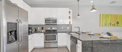 微波爐、咖啡機/沖茶器