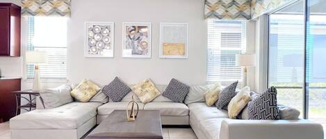 电视、桌上足球