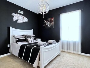 4 soverom, strykejern/-brett, wi-fi og sengetøy