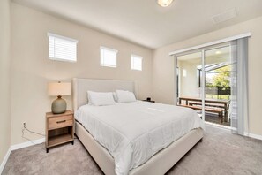 5 chambres, fer et planche à repasser, Wi-Fi, draps fournis