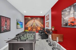 Game room - Hogwarts! Star Wars! Resort 6 mi 2 Disney! 4710 (Kissimmee)