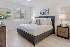 2 habitaciones, escritorio, tabla de planchar con plancha y wifi gratis