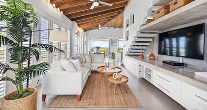 Casa Salinas | Spacious Waterfront Home with Pool