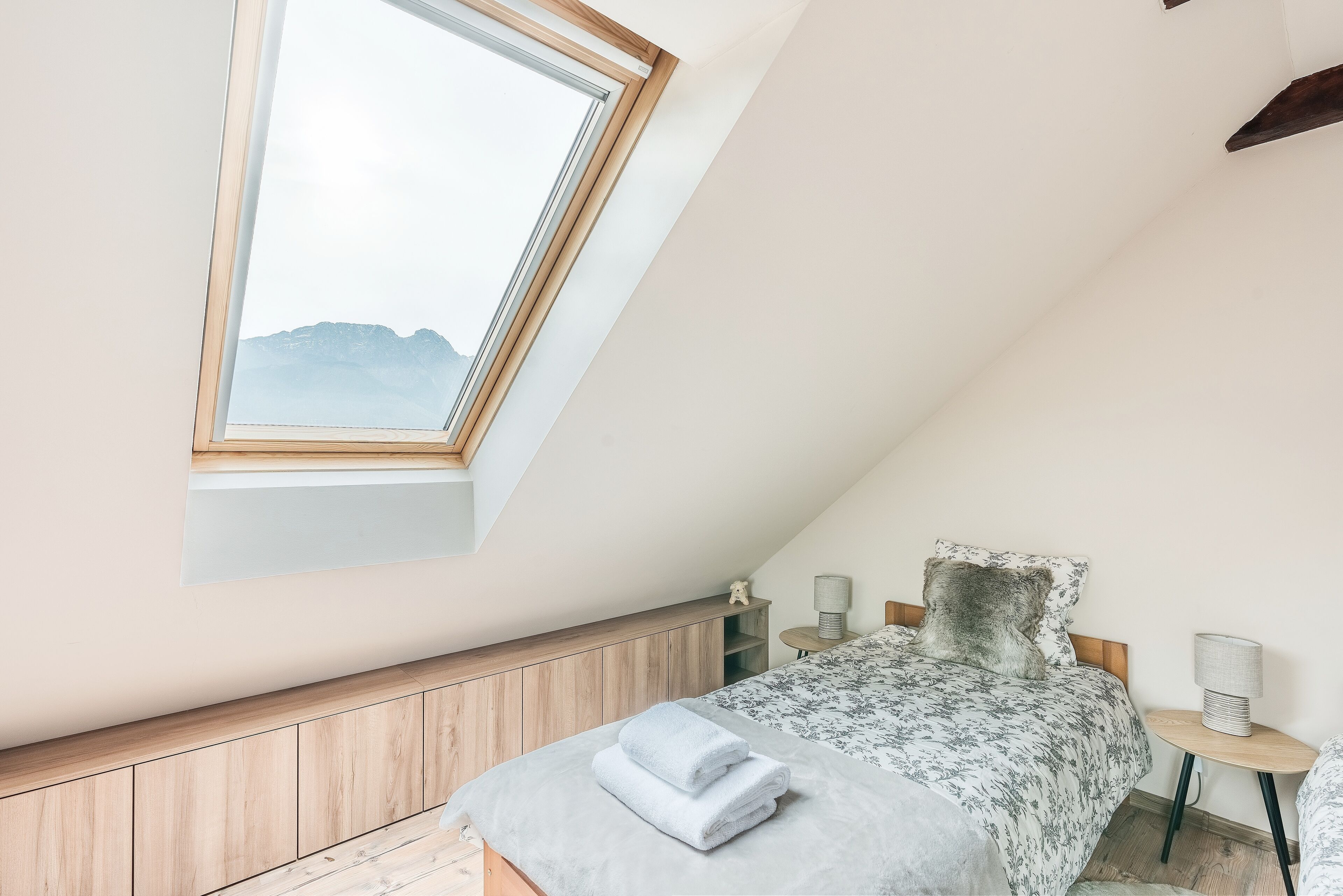 Chalet | 5 bedrooms, laptop workspace, iron/ironing board, free WiFi