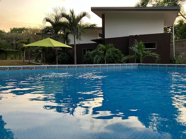 Outdoor pool - Nueva Villa Paraiso (Lagunillas)