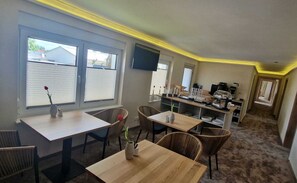 Petit déjeuner buffet compris tous les jours