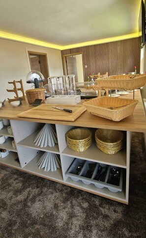 Ilmainen päivittäinen buffetaamiainen