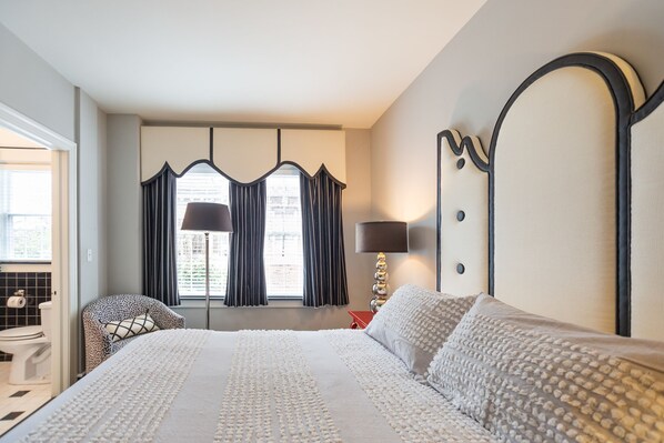 1 chambre, bureau, fer et planche à repasser, Wi-Fi