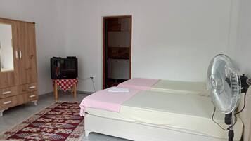 Egyptian cotton sheets, premium bedding, soundproofing