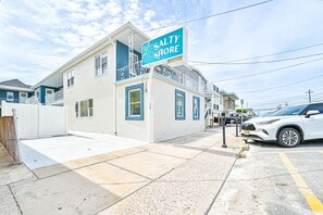 Exterior - 318 E Youngs Ave Unit 1  Seaside Serenity: Salty Shore Retreat (Wildwood)
