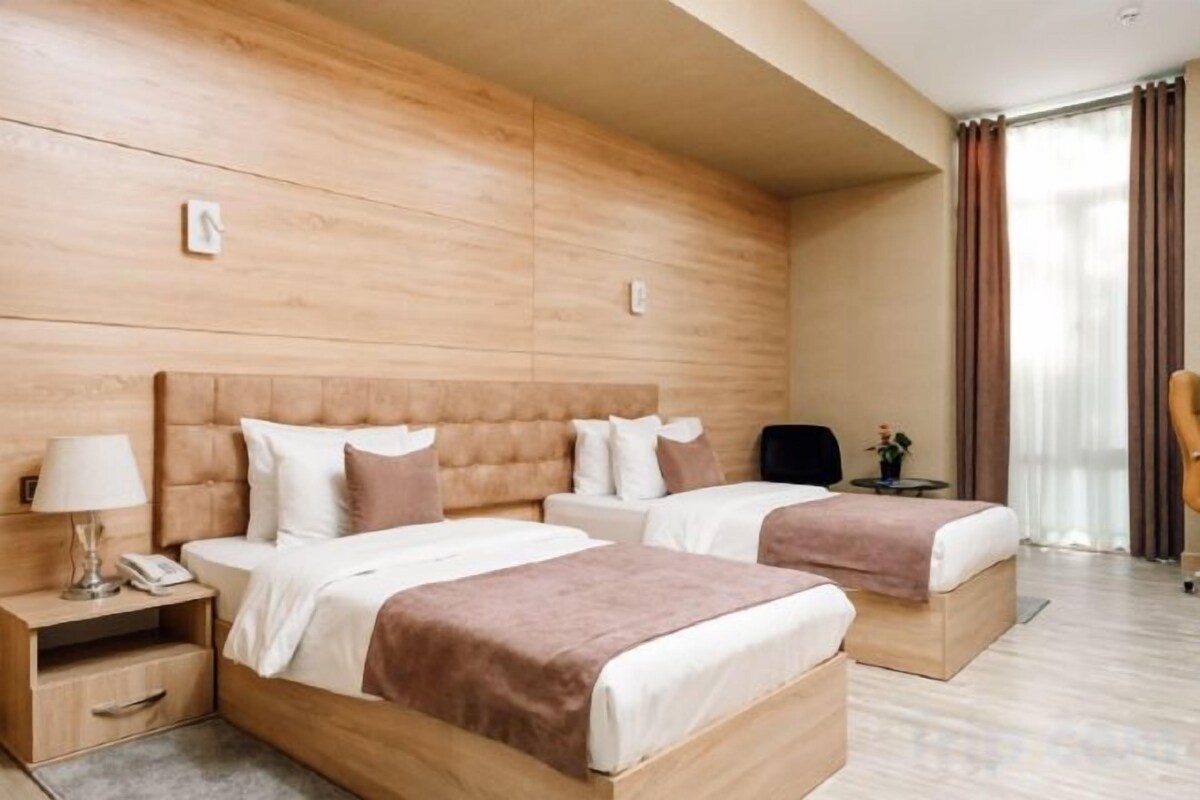 Standard double or twin room (breakfast included)