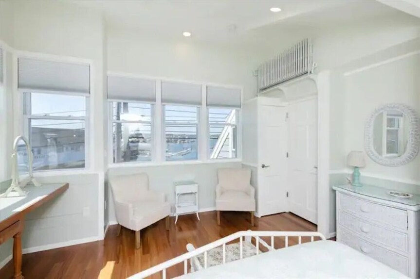 3br/2 Ba Harborside Home · Fenced Backyard+grill · Ocean Views - Good Harbor Beach Gloucester