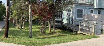 Kismet Rental Blocks From Beach