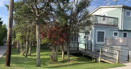 Kismet Rental Blocks From Beach