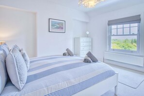 3 bedrooms, WiFi - Penlan - 3 Bedroom Cottage - Saundersfoot (Saundersfoot)