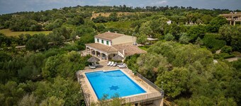 Finca Son Perxa on Mallorca with pool and bbq