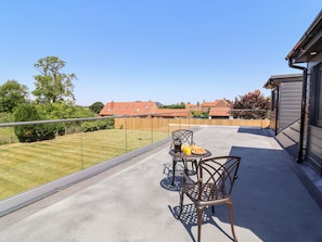 Cottage | Property grounds