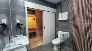 Shower - Perdana Hills #5 (Damansara Perdana)