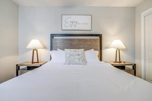 2 chambres, fer et planche à repasser, Wi-Fi, draps fournis