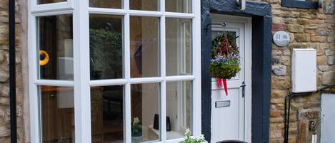 Khuôn viên nơi lưu trú