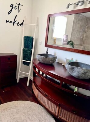 Handtücher, Toilettenpapier