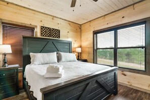4 chambres, bureau, fer et planche à repasser, Wi-Fi gratuit