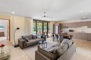 تلفزيون ذكي، ستيريو