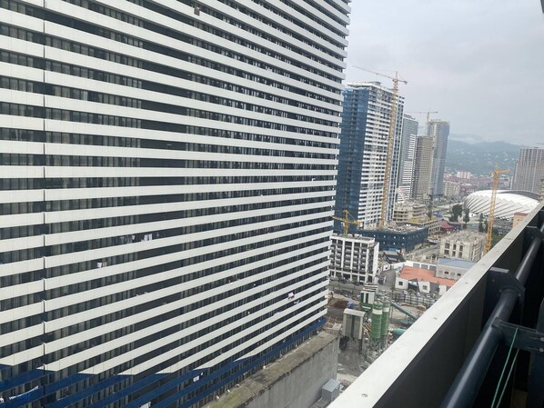 รูปภาพที่ไม่ได้จัดประเภท, 1 จาก 8, ปุ่ม