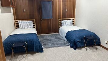 5 dormitorios, tabla de planchar con plancha, wifi y ropa de cama