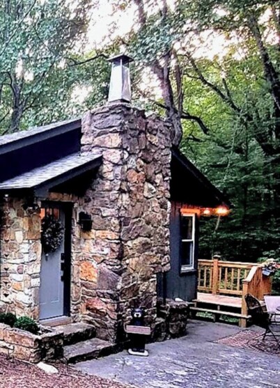 Get Cozy & take in the beauty of Groundhog Mountain @ the Cozy Doe!